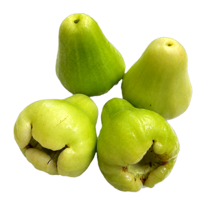 Quatre pommes d'eau vertes du Vietnam (roi xanh, Syzygium samarangense) en forme de cloche, peau vert clair lisse et cireuse, sur fond transparent